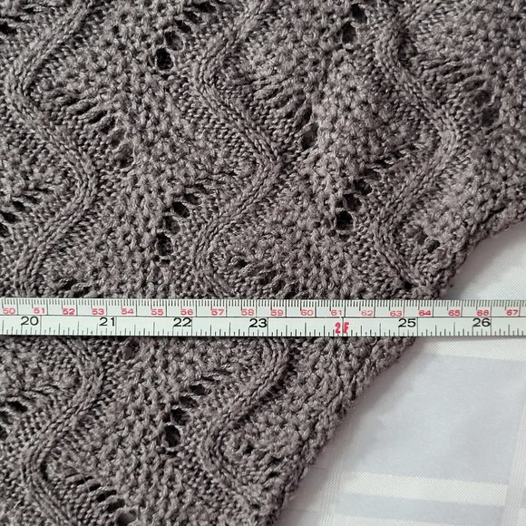 LAUREN CONRAD LC WOMEN'S LONG SLEEVE SWEATER SIZE MEDIUM WINTER FASHION WEAR - Picture 6 of 16